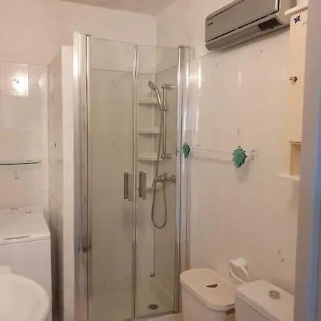 Un Vrai Petit Bonheur En Bord De - 6 Pers.